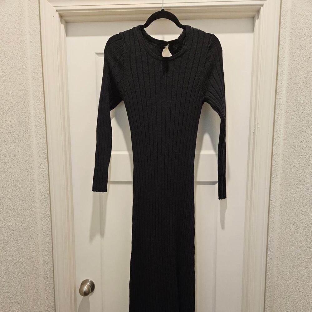 Able black ribbed knit maxi